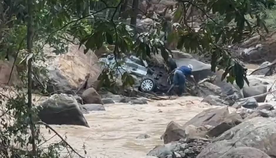 En Cundinamarca se conocen más detalles de la avalancha en Silvania que dejó un muerto y tres desaparecidos