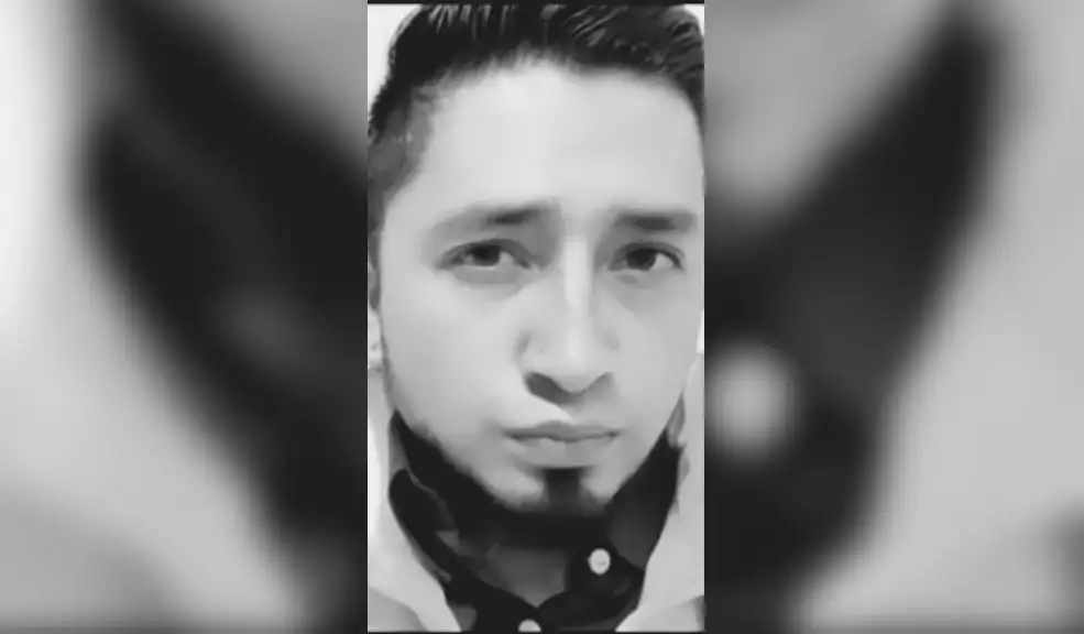 En Engativá, a Alejandro lo mataron por robarlo en un puente de Bonanza y Santa María del Lago 2 En Engativá, a Alejandro lo mataron por robarlo en un puente de Bonanza y Santa María del Lago La familia de Alejandro Ladino exige que su muerte no quede impune. La víctima fue atacada por sujetos que buscaban robarlo mientras cruzaba un puente, ubicado entre los barrios Bonanza y Santa María del Lago, en la localidad de Engativá.