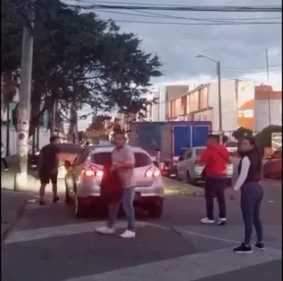 En Engativá: se conocen más detalles de la riña que acabó con Leonevar 2 En Engativá: se conocen más detalles de la riña que acabó con Leonevar