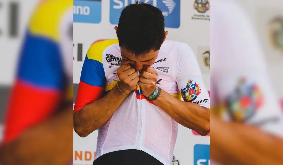 Esteban Chaves anuncia su retiro del ciclismo tras 16 años de carrera 1 Esteban Chaves anuncia su retiro del ciclismo tras 16 años de carrera El bogotano Esteban Chaves anunció su retiro del ciclismo profesional, poniendo fin a una carrera de 16 años marcada por grandes triunfos y una decisión tomada para dedicar más tiempo a su familia.