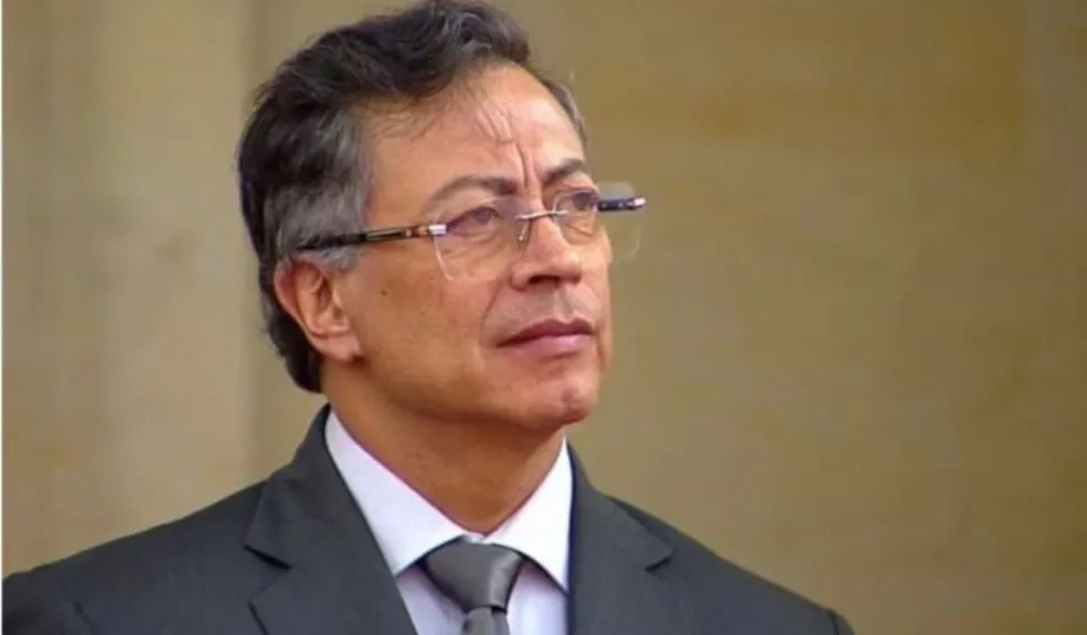 Gustavo Petro publica sus cuentas personales: Gasto en un strip club y compras de lujo incluidos 1 Petro