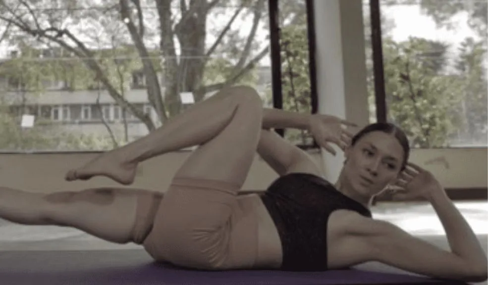 No se pierda la clase gratuita de Stott Pilates y danza contemporánea Si estaba buscando un espacio en el que pueda compartir en familia, ejercitarse y aprender sobre danza contemporánea y Stott Pilates, esta clase gratuita es la oportunidad para hacerlo.