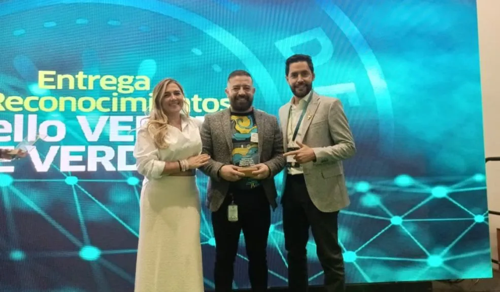 Parque Simón Bolívar es reconocido con el “Sello Verde de Verdad” carbono neutro El parque Simón Bolívar le otorga a Bogotá el “Sello Verde de Verdad”, un reconocimiento por su certificación como espacio carbono neutro y su compromiso real con la sostenibilidad ambiental.