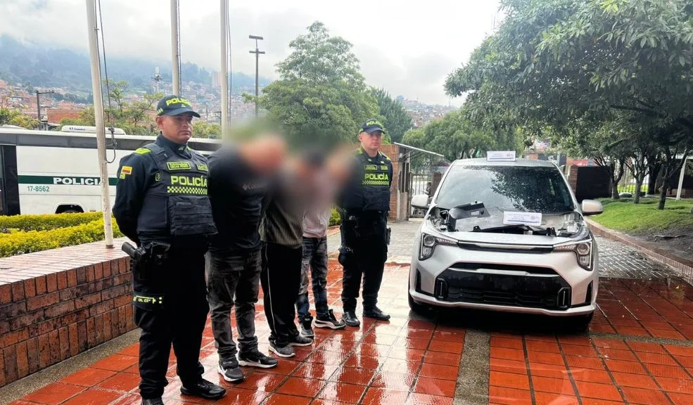 En San Cristóbal: sorprendieron a tres hombres desguazando un carro 3 En San Cristóbal: sorprendieron a tres hombres desguazando un carro