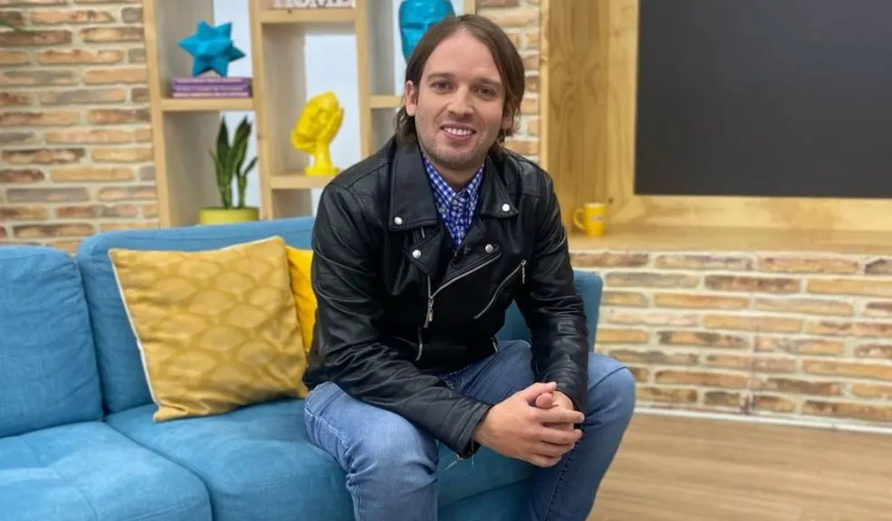 Robaron a actor de 'Padres e Hijos' y a recordado goleador del fútbol colombiano 1 Robaron a actor de 'Padres e Hijos' y a recordado goleador del fútbol colombiano Un actor recordado por su participación en la serie 'Padres e Hijos' y un exfutbolista goleador y delantero del Deportivo Cali fueron víctimas de un robo este fin de semana. Los detalles.