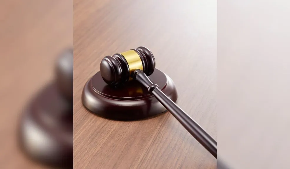 Suba: se asoma la justicia en el caso de Fabiana León 2 Suba: se asoma la justicia en el caso de Fabiana León Pasados dos días desde que Q’HUBO Bogotá habló con la familia de Laura Fabiana León Peña, de 23 años, en un llamado de justicia por su muerte ocurrida el pasado 18 de noviembre en el barrio Niza, en Suba, el presunto responsable se presentó ante las autoridades.
