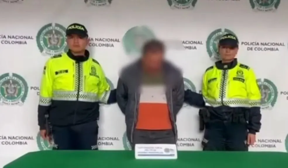 Taxista implicado en accidente múltiple podría quedar en libertad Un familiar de los menores que se debaten entre la vida y la muerte tras el accidente en el que un taxista, en aparente estado de embriaguez, arrolló a 11 personas, señaló que las autoridades podrían dejar en libertad al conductor, pues solo sería acusado por el delito de lesiones personales.