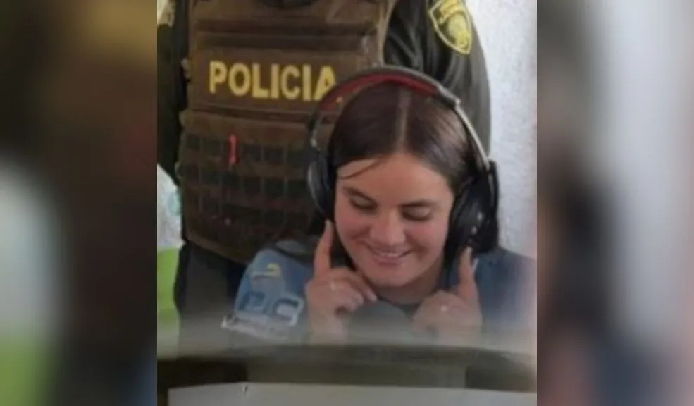 policía