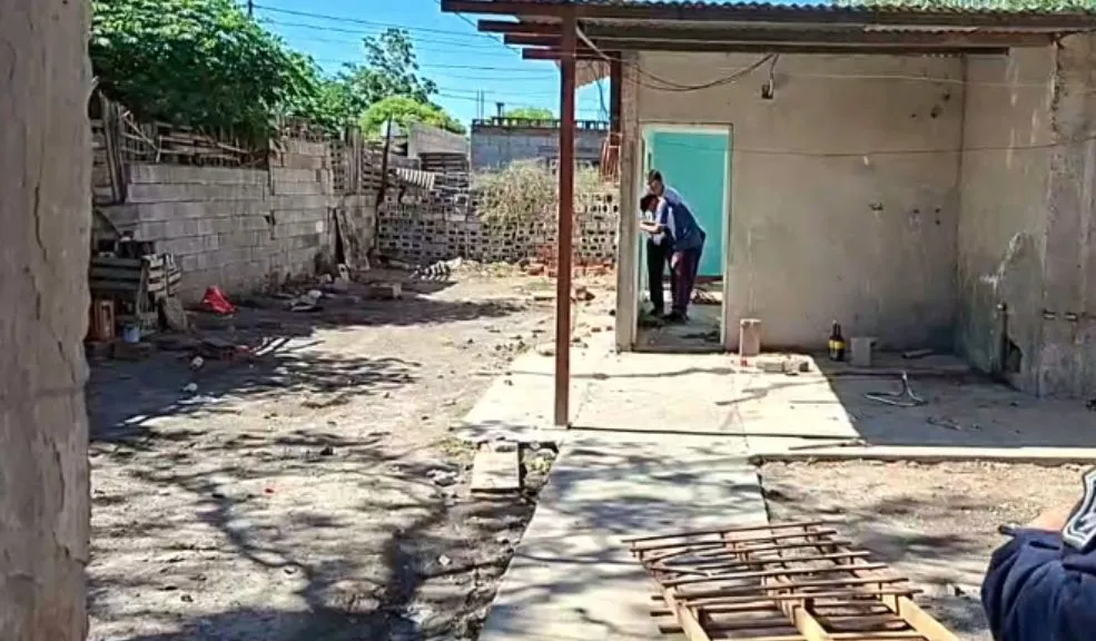 Tras 13 años, recuperó la casa de su mamá: su padrastro lo echó cuando ella murió En las últimas horas, un caso se hizo viral. Después de 13 años, un joven llamado Enzo Liendro logró recuperar la vivienda de su madre, quien falleció cuando él tenía doce años. Según su versión, su padrastro lo echó a él y a su hermano apenas vio la oportunidad, dejándolos en la calle.