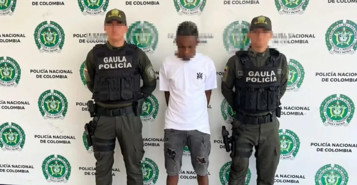 Capturan a alias 'Kike' y tres miembros de ‘Los Palmeños’ por extorsión y terrorismo 1 Capturan a alias 'Kike' y tres miembros de ‘Los Palmeños’ por extorsión y terrorismo