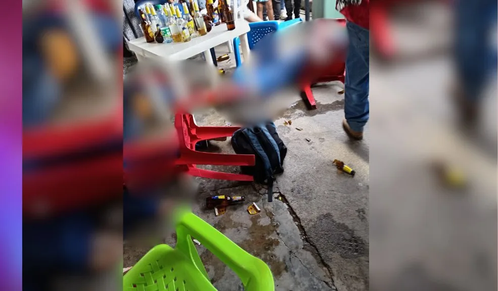 Urgente: triple homicidio estremece a Antioquia Un hecho sicarial se registró en la tarde de hoy en Yondó, Antioquia. Tres hombres fueron víctimas de homicidio por un sicario.