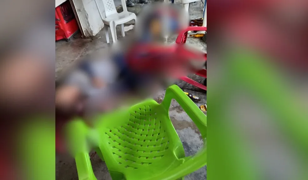Urgente: triple homicidio estremece a Antioquia Un hecho sicarial se registró en la tarde de hoy en Yondó, Antioquia. Tres hombres fueron víctimas de homicidio por un sicario.