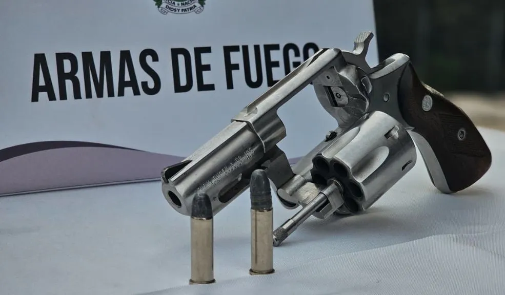 Desarticulan las bandas ‘Los Coyotes’ y ‘Los Calibradores’, dedicadas a la extorsión en Usme Las autoridades lograron desmantelar dos peligrosas estructuras criminales dedicadas a la extorsión sistemática en la localidad de Usme y diferentes zonas al sur de Bogotá.