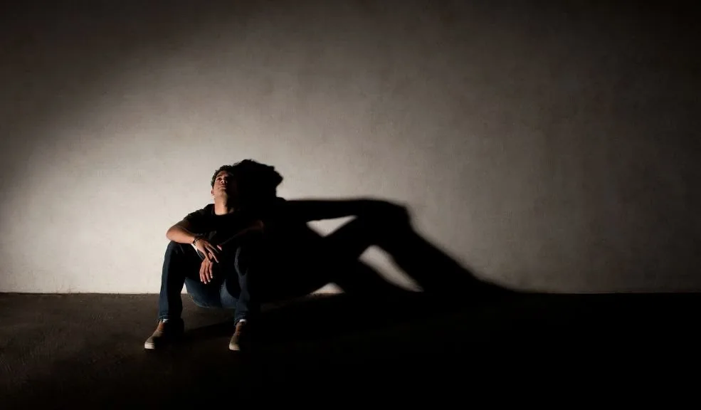 Ciudad Bolívar: seis meses sin su hijo, el drama que vive una madre en Navidad 1 Ciudad Bolívar: seis meses sin su hijo, el drama que vive una madre en Navidad Lo que comenzó como la desaparición de un menor de edad en el sur de Bogotá hoy mantiene a una madre sumida en la angustia, al no poder pasar con él las festividades de fin de año. El joven, de 16 años, fue hallado por las autoridades y quedó bajo custodia del ICBF, situación que ha impedido su regreso al hogar desde hace seis meses.