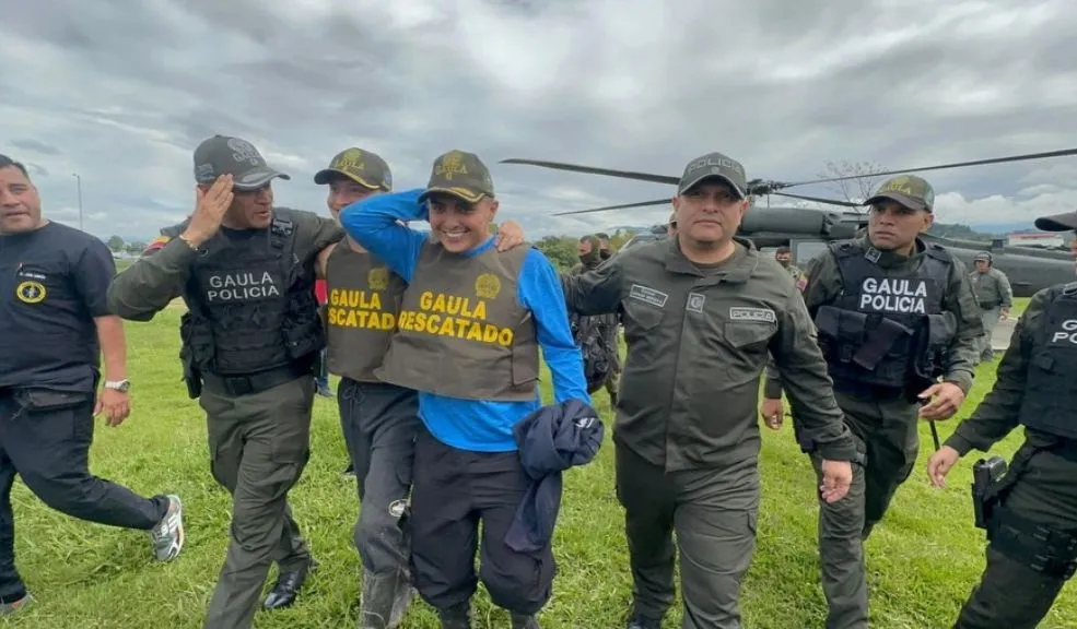 EN VIDEO: ¡Tremendo abrazo! Así fue el reencuentro de Giovanny Ayala con su hijo 1 Giovanny Ayala