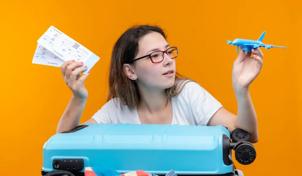 El Icetex ofrece becas para estudios en pregrado y posgrado en Rusia El Icetex, en colaboración con el Gobierno de la Federación de Rusia, anunciaron la apertura de una nueva convocatoria de becas internacionales destinada a ciudadanos colombianos.