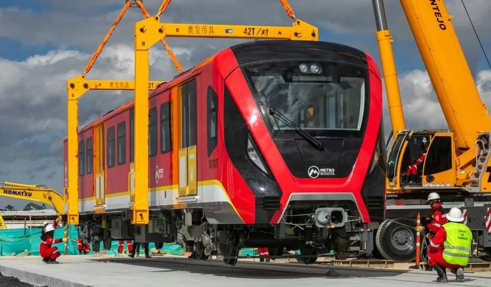 El Metro ya rueda: comenzaron las pruebas dinámicas de los trenes 1 El Metro ya rueda: comenzaron las pruebas dinámicas de los trenes Hace contados minutos, el Metro de Bogotá dio un gran paso con la realización de las primeras pruebas dinámicas, en las que participó el alcalde Carlos Fernando Galán junto a otros funcionarios.