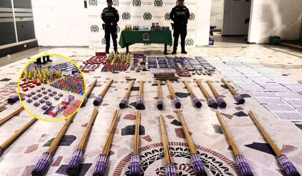 Policía de Kennedy decomisó más de 10.000 unidades de pólvora durante operativo 6 Policía de Kennedy decomisó más de 10.000 unidades de pólvora durante operativo En el marco de las acciones de control por la temporada de fin de año, la Policía de Kennedy decomisó más de 10.000 unidades de pólvora en el barrio Altamar.