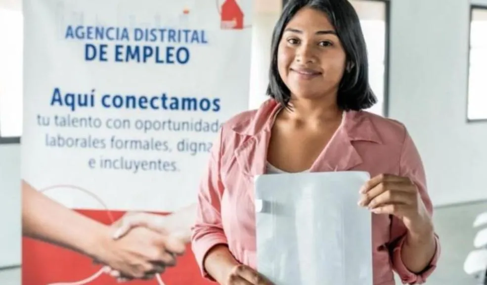 ¡En Usme trabajo sí hay! Jornada de empleo activa hasta el 3 de enero La Unidad Móvil de Empleo llega a Usme con ofertas laborales para los habitantes del sector que se encuentren en búsqueda de empleo. Las vacantes incluyen perfiles desde auxiliar de cocina hasta operador de bus.