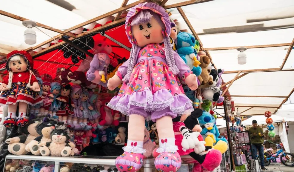 La Feria del Juguete se realizará en el parqueadero de El Campín: entrada gratuita 2 La Feria del Juguete se realizará en el parqueadero de El Campín: entrada gratuita La Feria del Juguete se abre gratis en el parqueadero norte del Nemesio Camacho El Campín, con más de 100 comerciantes y cientos de opciones para celebrar la Navidad.