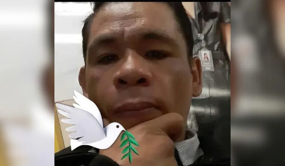 Engativá: a tiros acabaron con la vida de Jimmy Aléxander Jimmy Aléxander Velásquez, un hombre de aproximadamente 40 años, fue asesinado a tiros en el barrio Las Ferias, en Engativá, luego de ser atacado de forma directa por dos hombres en moto mientras se encontraba en plena vía pública.