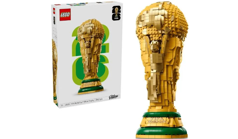 Fifa y Lego lanzaron una réplica armable del trofeo del Mundial 1 Fifa y Lego lanzaron una réplica armable del trofeo del Mundial La FIFA anunció una innovadora alianza con la compañía Lego para lanzar una réplica del trofeo de la Copa Mundial de Fútbol. Esta iniciativa permitirá a los aficionados construir una versión del galardón a tamaño real utilizando las famosas fichas armables.