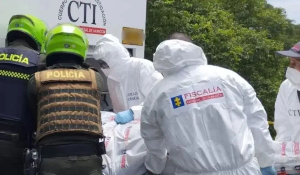 Facatativá: cuatro personas murieron intoxicadas 2 Facatativá: cuatro personas murieron intoxicadas Consternados se encuentran los habitantes de Facatativá, Cundinamarca, luego de que cuatro sujetos fueran hallados sin vida en las últimas horas dentro de una vivienda.