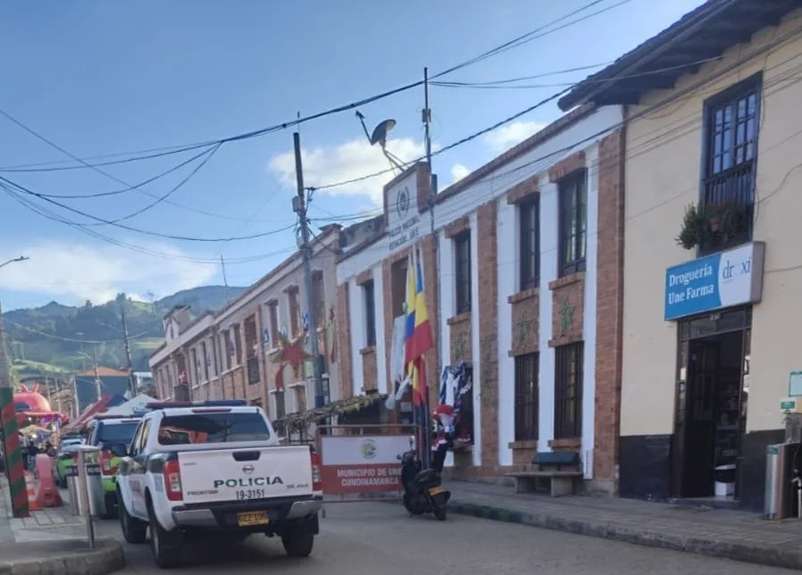 Familia de Santiago pide esclarecer su muerte murió tras ingresar a una estación de Policía