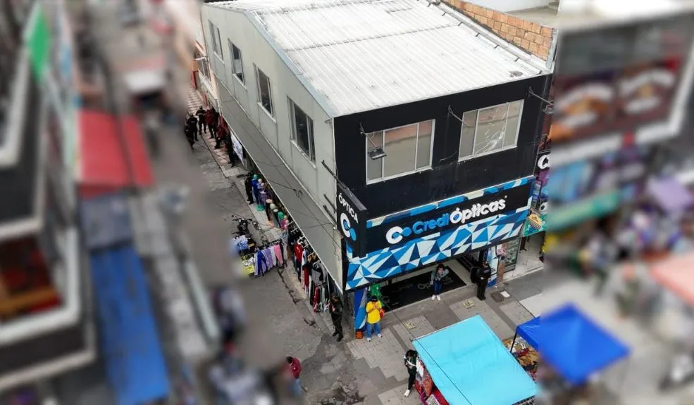 Autoridades incautan hotel, bares y sociedades usadas por el Tren de Aragua para delinquir En una acción conjunta entre la Policía Nacional y la Fiscalía, se aplicaron nueve medidas de extinción de dominio contra bienes vinculados a la organización criminal transnacional ‘Tren de Aragua’ en las localidades de Bosa y Kennedy.
