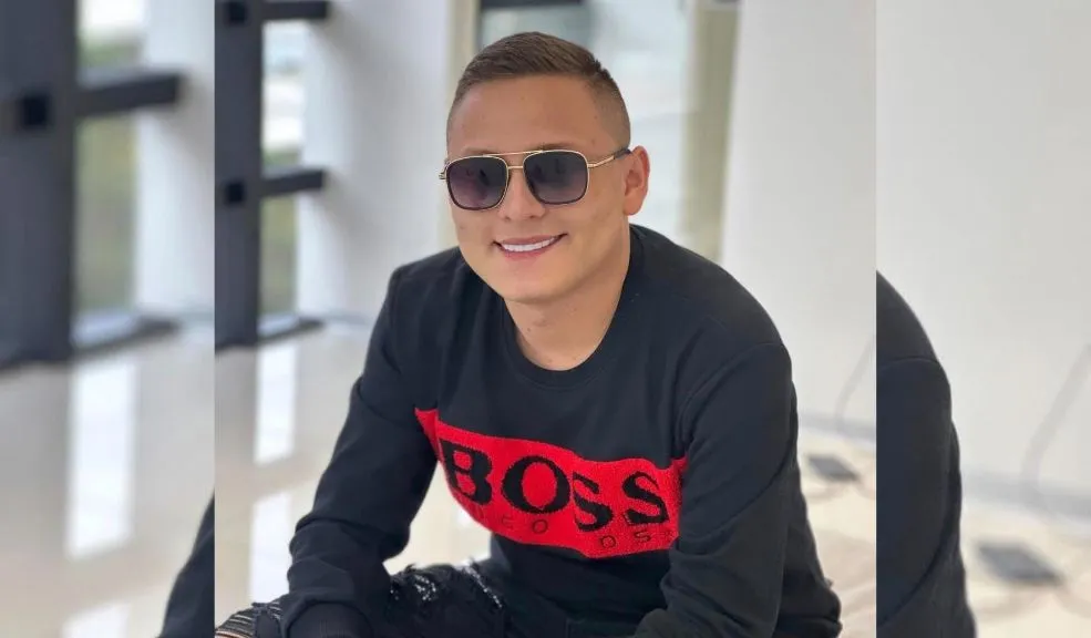 Implicado en el secuestro del hijo de Giovanny Ayala irá a la cárcel 1 Implicado en el secuestro del hijo de Giovanny Ayala irá a la cárcel Cárcel para uno de los implicados en el secuestro de Miguel Ayala, hijo del cantante Giovanny Ayala. El hombre, presuntamente, era el responsable de custodiar a la víctima mientras permanecía secuestrada.