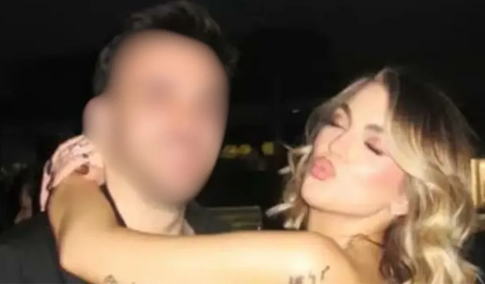 Influencer fue encontrada sin vida en una maleta: macabra confesión Conmoción en Europa tras la muerte de la influencer y modelo austriaca, Stefanie Pieper, quien fue encontrada sin vida dentro de una maleta. Su expareja ha sido señalado como el presunto responsable del crimen.