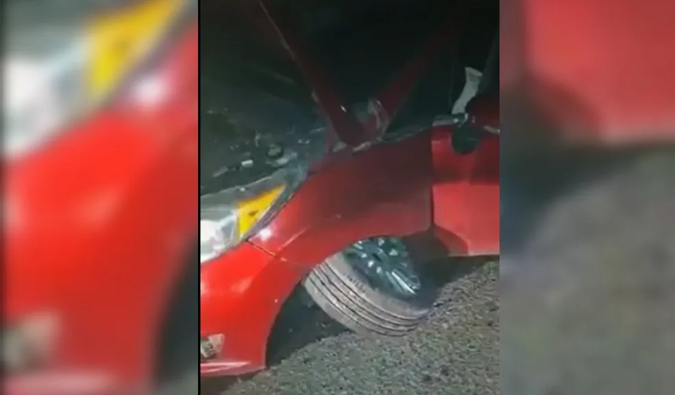 Jossimar Calvo y su esposa resultaron heridos tras explosión en Cúcuta En las últimas horas, Cúcuta ha estado sacudida por una serie de actos violentos, entre ellos una explosión en el Anillo Vial Oriental que dejó torres de energía destruidas y varios heridos, entre ellos el gimnasta Jossimar Calvo y su esposa, quienes se desplazaban en su carro particular.