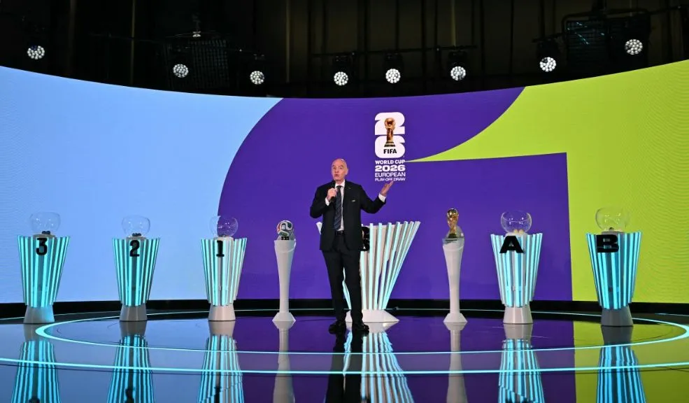 Mundial 2026: así se realizará el sorteo de los grupos. Hora y dónde verlo por TV A mediodía (hora de Colombia) se llevará a cabo el sorteo de la Copa Mundial de la FIFA 2026, que tendrá como sede a Norteamérica. Le explicamos la dinámica del evento y le indicamos dónde podrá seguirlo en vivo por televisión.