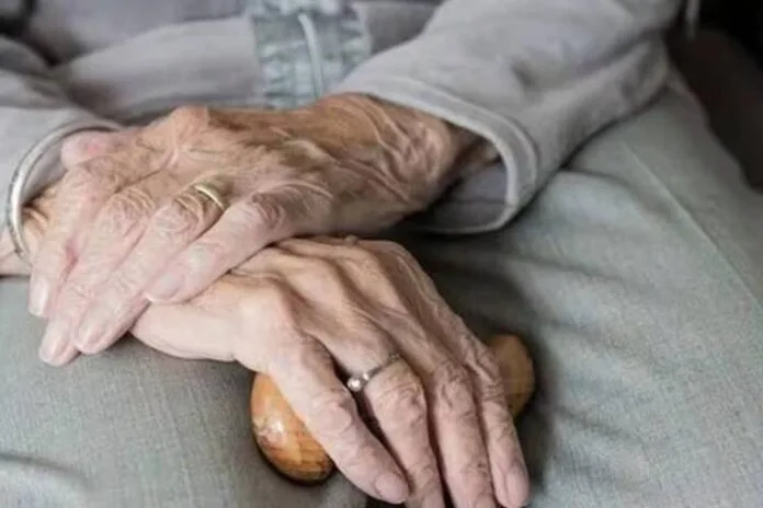 Macabro hallazgo: adulto mayor apareció muerto dentro de su vivienda 7 Adulto mayor