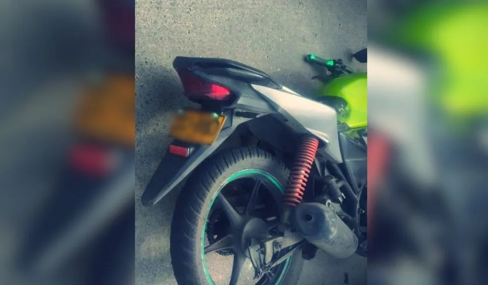 Motociclista muere en grave accidente en la NQS, cerca a la Clínica Méderi Un grave accidente en la Avenida NQS, a la altura de la Clínica Méderi, dejó como saldo un motociclista fallecido, lo cual ha generado fuertes complicaciones en la movilidad de la zona.