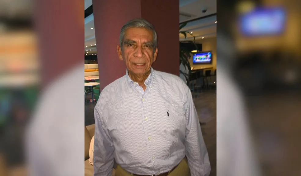 Murió el general Jorge Enrique Mora, negociador en la mesa con las Farc 2 Murió el general Jorge Enrique Mora, negociador en la mesa con las Farc En el Hospital Militar y a la edad de 80 años falleció el excomandante de las Fuerzas Militares, general en retiro Jorge Enrique Mora, quien además se le recuerda porque hizo parte del equipo negociador que tuvo el entonces presidente Juan Manuel Santos en la mesa de negociación las Farc, que llevó a su dejación de armas.