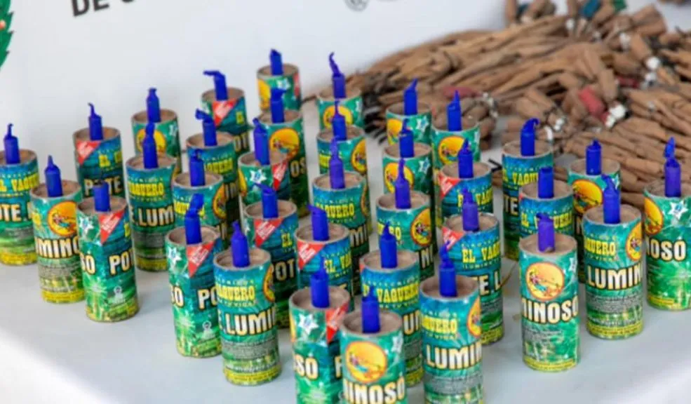 Operativo distrital decomisó 1.842 kilos de pólvora en 72 horas En apenas 72 horas, Bogotá incautó 1.842 kilos de pólvora, un golpe contundente al comercio ilegal que pone en riesgo a la ciudad en plena temporada navideña.