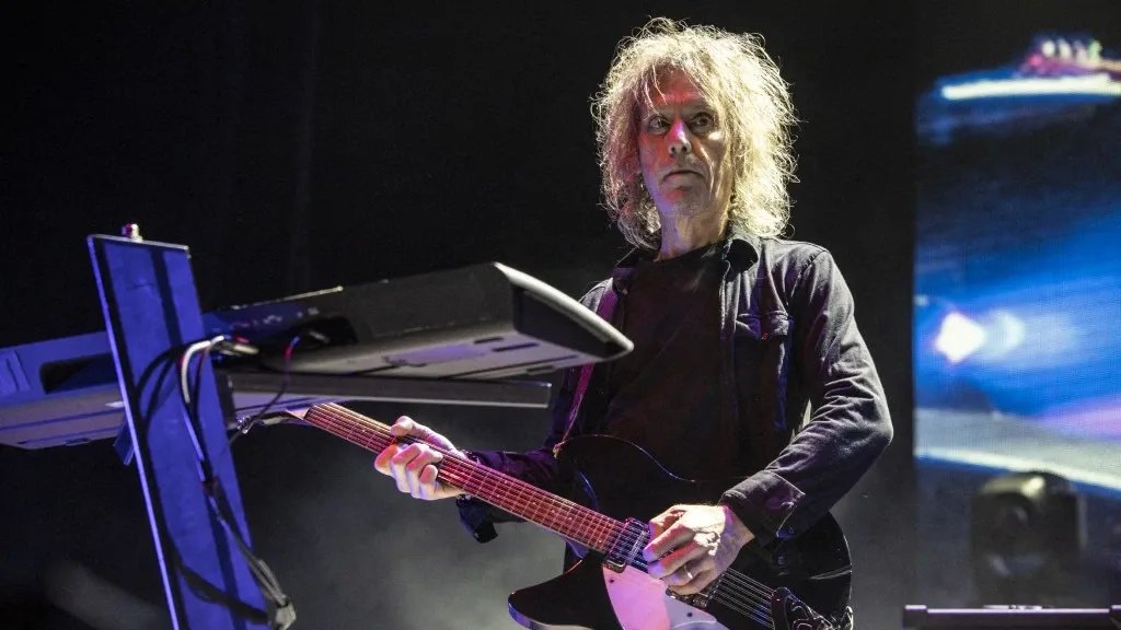 Muere uno de los integrantes de la legendaria banda de rock, The Cure El mundo del rock está de luto tras el fallecimiento de Perry Bamonte, integrante de la banda The Cure, a los 65 años de edad.