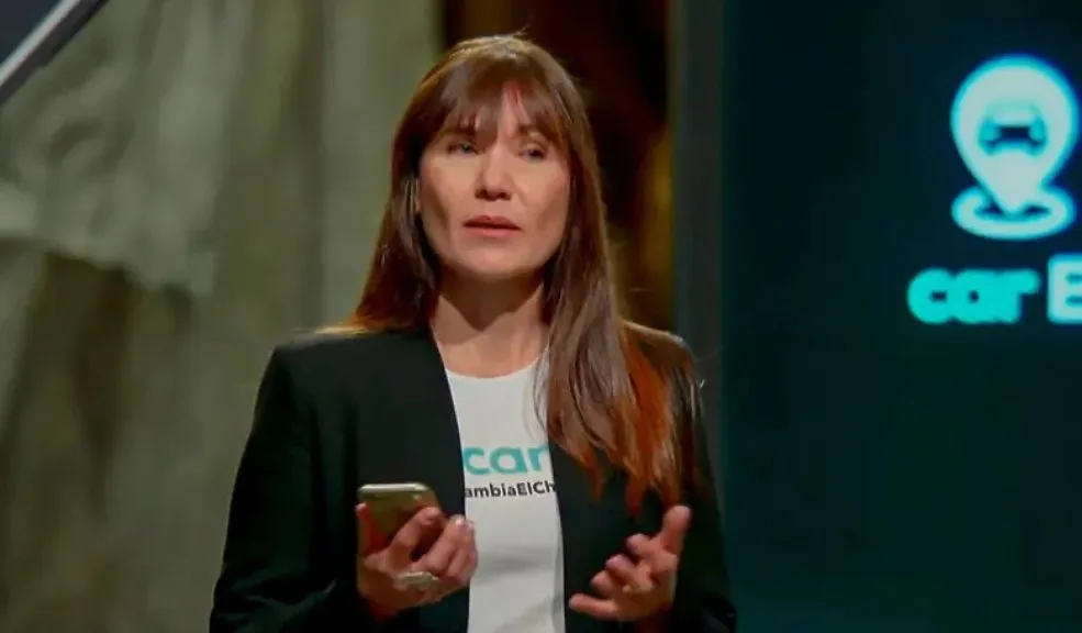 Zulma Guzmán, de emprendedora y ambientalista a supuesta asesina de dos niñas A comienzos de este año, Zulma Guzmán Castro, la mujer que es buscada con circular roja de Interpol como presunta responsable del asesinato de dos niñas de 13 y 14 años, con frambuesas envenenadas con talio, se presentaba en círculos especializados como un ejemplo de emprendedora en áreas relacionadas con la tecnología, la vivienda y los vehículos eléctricos.