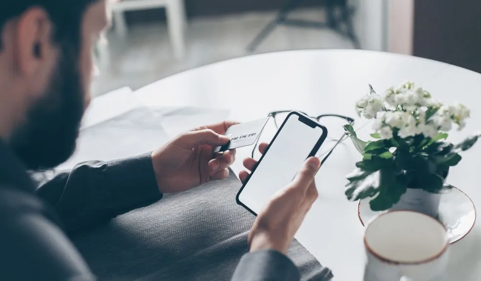 ¡Pilas! Nueva modalidad de estafa: llaman y piden que los agregue a WhatsApp Si en el periodo reciente ha recibido llamadas en las que le dicen “Hola, tengo algo muy importante que decirte, ¿me puedes agregar a WhatsApp?”, póngase las pilas y no dé papaya, está ante una modalidad de estafa.