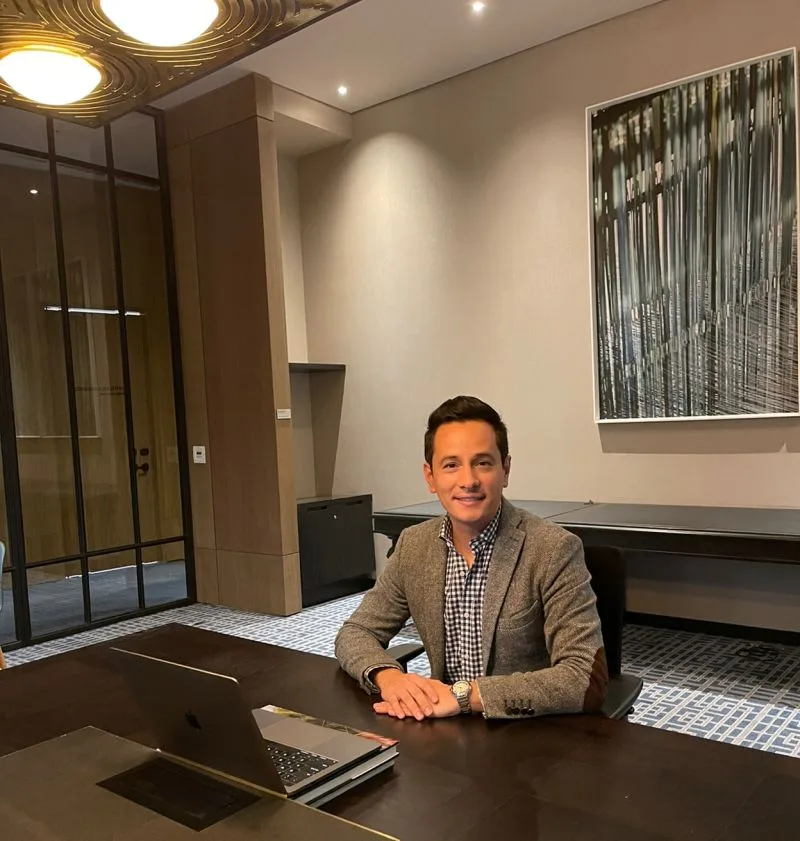 La gran apuesta de la porcicultura para ser el sector más importante del agro colombiano La porcicultura sigue creciendo en el agro colombiano. En diálogo con Q'HUBO, Jeffrey Fajardo (presidente de Porkcolombia) revela cómo el sector ya duplica el PIB del café y se prepara para conquistar los mercados asiáticos.