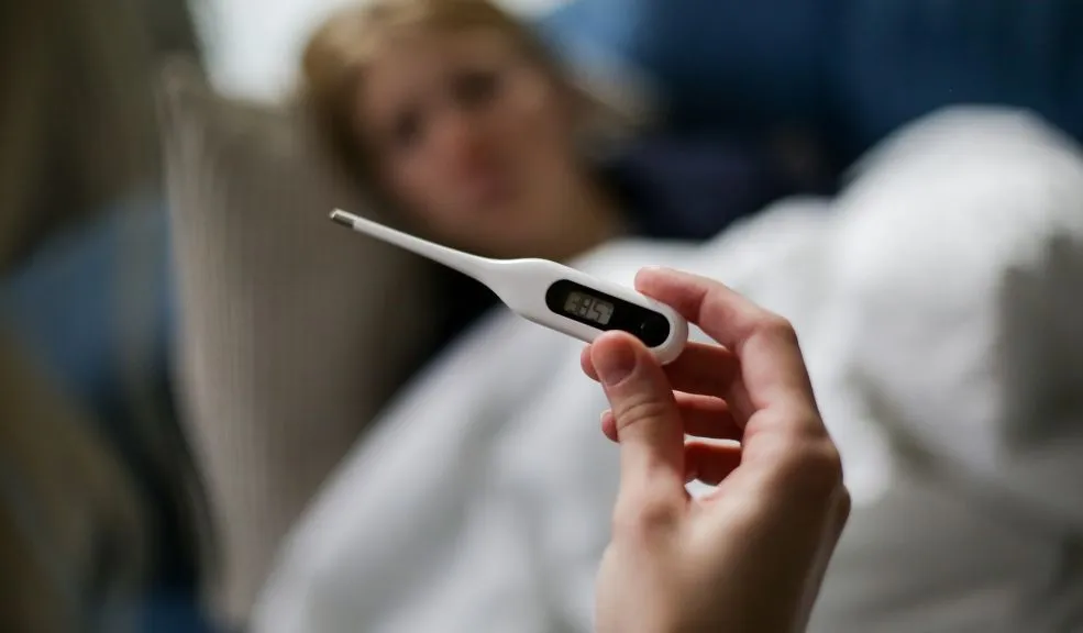 ¡Ojo! La 'súper gripe' H3N2 se riega por el mundo y prende alarmas 2 ¡Ojo! La 'súper gripe' H3N2 se riega por el mundo y prende alarmas La 'súper gripe' H3N2 anda haciendo de las suyas y tiene a varios países con los pelos de punta. Volvió el tapabocas obligatorio.