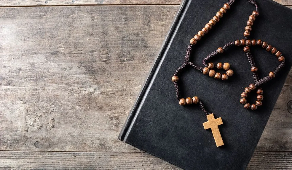 A la cárcel pastor que abusaba de mujeres con falsos rituales La justicia ordenó la medida de aseguramiento en centro carcelario contra un líder religioso señalado de instrumentalizar su fe para someter sexualmente a integrantes de su congregación.