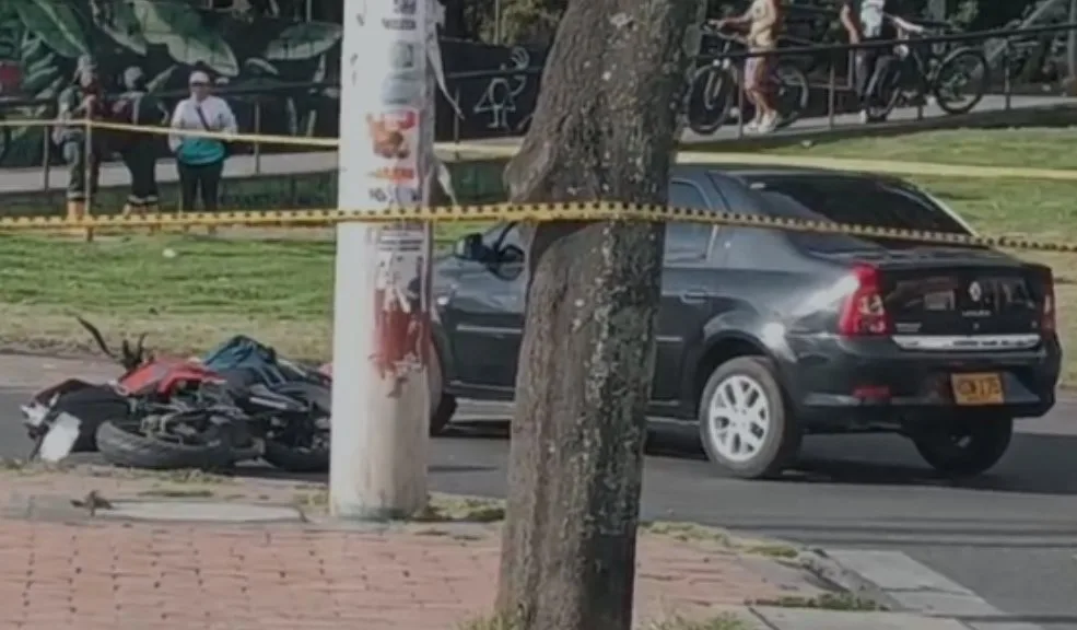 Accidente en Kennedy motociclista murió en un choque con un automóvil
