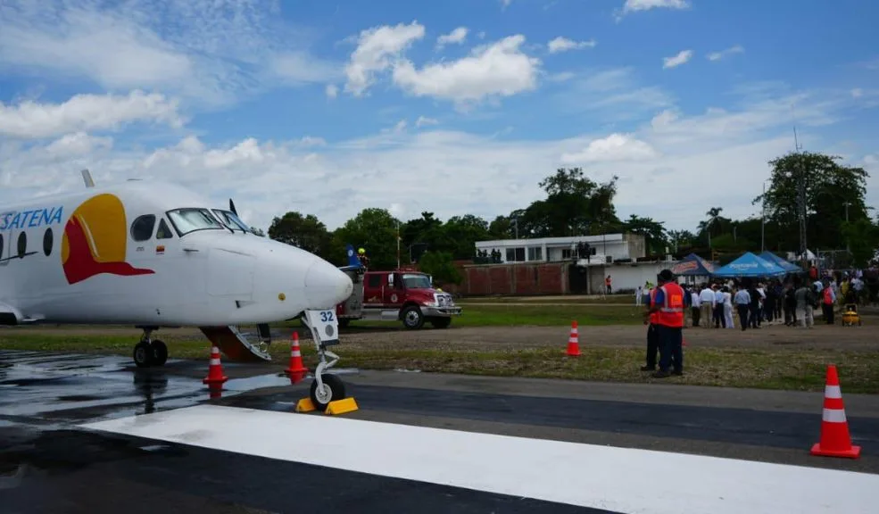 Autoridades descartan fallas en avión de Satena y dejan causas a investigadores 1 Autoridades descartan fallas en avión de Satena y dejan causas a investigadores Las autoridades aeronáuticas y las empresas involucradas en la operación del vuelo accidentado en Norte de Santander afirmaron que, hasta el momento, no existe evidencia de fallas técnicas, errores operativos o condiciones meteorológicas adversas que expliquen el siniestro, y reiteraron que cualquier conclusión definitiva corresponderá exclusivamente a los organismos de investigación competentes.