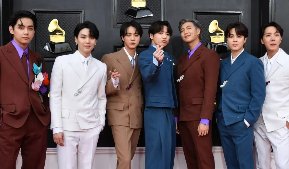 BTS confirma conciertos en Latinoamérica. Bogotá está en la lista 1 BTS confirma conciertos en Latinoamérica. Bogotá está en la lista La agrupación global BTS ha confirmado su regreso a los escenarios con una ambiciosa gira mundial que incluye a Latinoamérica en su itinerario.