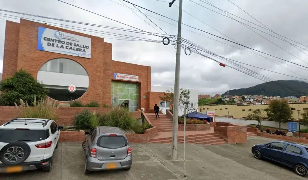 Capturan al padre de Liam Gael, bebé fallecido en La Calera, por presunto abuso sexual 2 Capturan al padre de Liam Gael, bebé fallecido en La Calera, por presunto abuso sexual Las autoridades materializaron la captura de M. Rodríguez, progenitor del pequeño Liam Gael, de solo 11 meses de nacido, quien falleció el pasado 29 de septiembre de 2025.