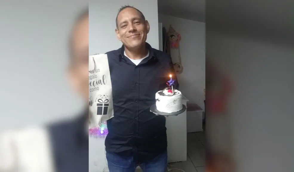 Cuatro semanas sin rastro de Jaiver Vega. Familia denuncia lentitud en la investigación 1 Cuatro semanas sin rastro de Jaiver Vega. Familia denuncia lentitud en la investigación La familia de Jaiver Alexánder Vega, un conductor de 42 años desaparecido desde el 19 de diciembre de 2025, denunció una alarmante falta de celeridad judicial pese a contar con evidencias que apuntan a un desenlace fatal.