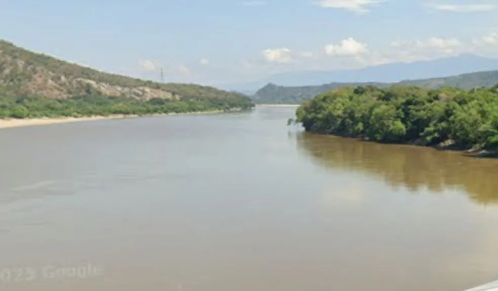 Cundinamarca: buscan el cuerpo de Carlos en el río Magdalena Carlos Eduardo Roa Gaitán, de 20 años, fue una de las dos víctimas que perdió la vida el pasado 22 de diciembre tras una creciente súbita en el municipio de Cambao (Cundinamarca), jurisdicción de San Juan de Rioseco, cuando se encontraba con varias personas en aguas del río Magdalena.