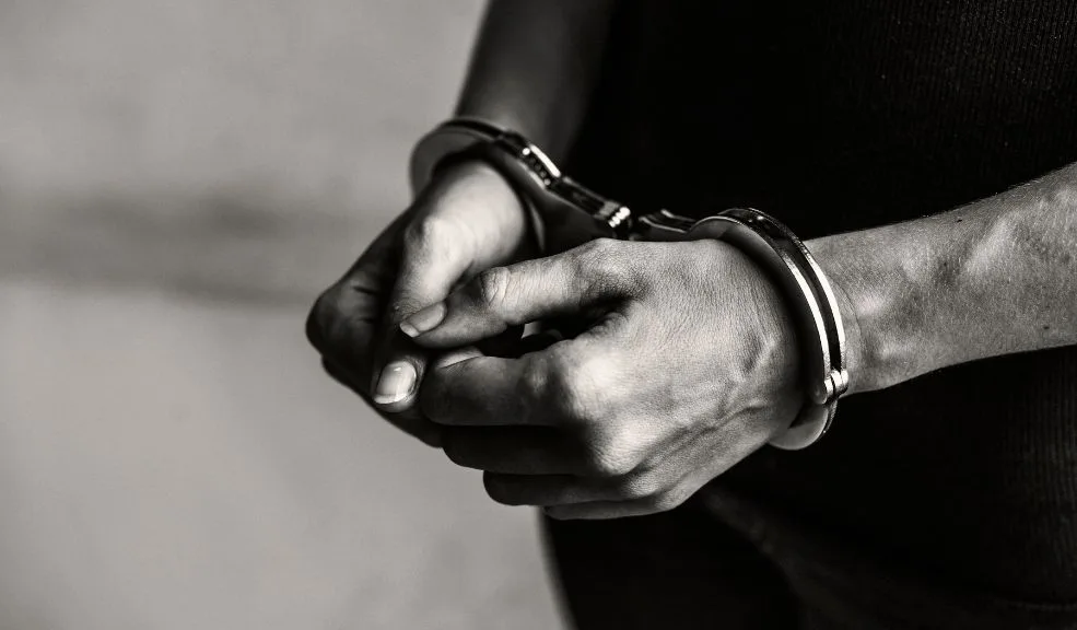 Cundinamarca: hombre y mujer judicializados por homicidios A la ‘cana’ fueron enviados un hombre y una mujer judicializados por la Fiscalía General de la Nación, señalados de estar implicados en dos homicidios ocurridos en los municipios de Facatativá y Girardot, en Cundinamarca.